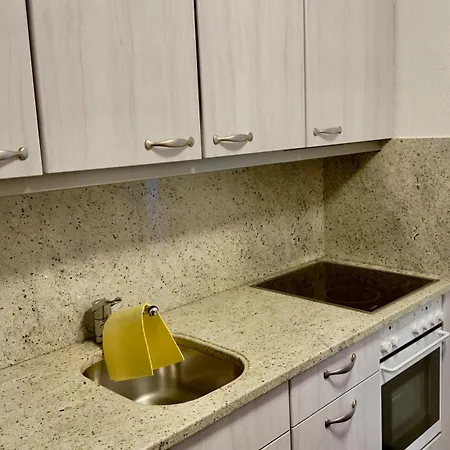 شقة Zentral Wohnen, Ankommen, Heimeliges Ruhiges Mitten In دافوس